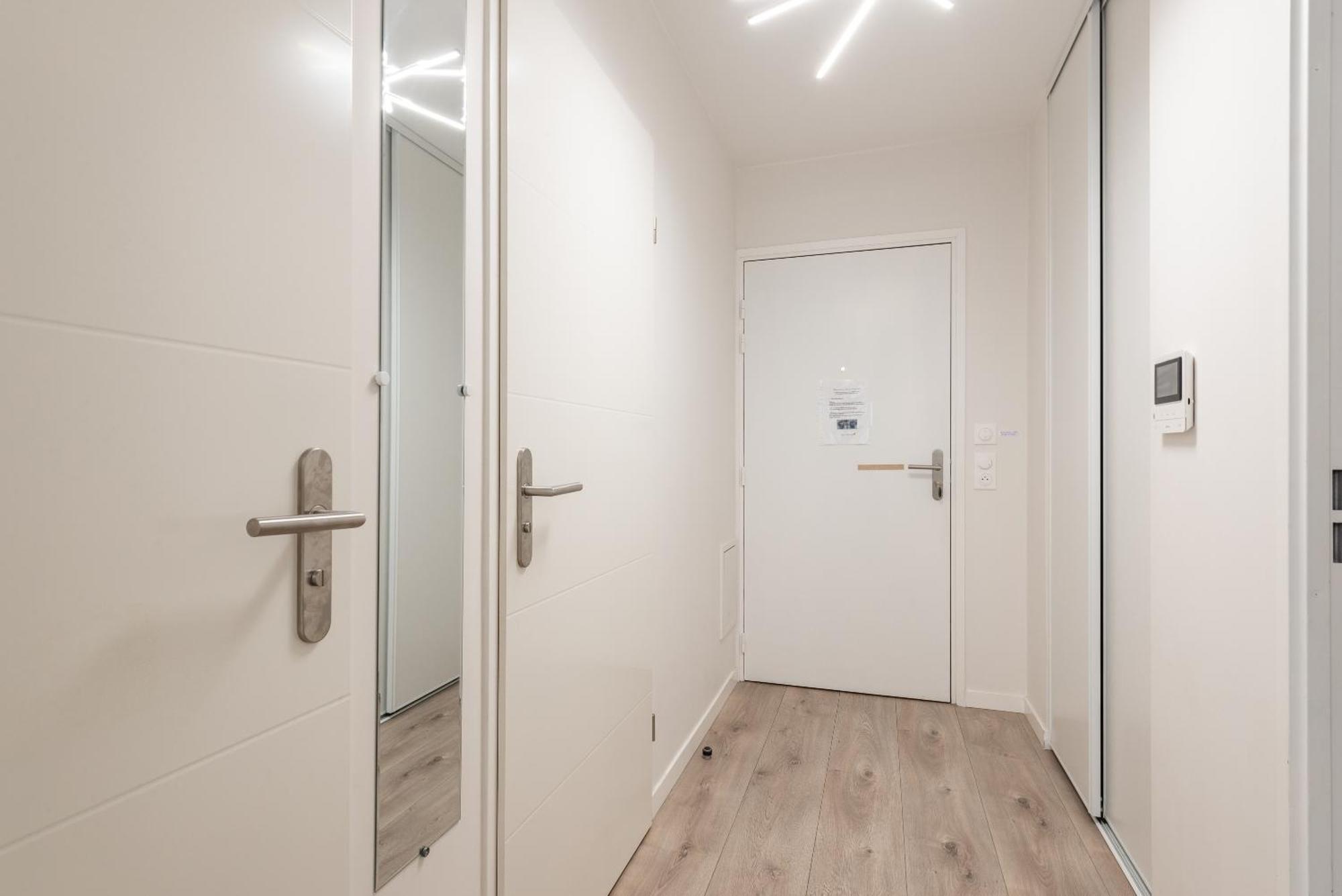 L'Eden - T2 Neuf Avec Loggia Et Parking Prive - Proche Rer A & Disneyland Chessy  Dış mekan fotoğraf